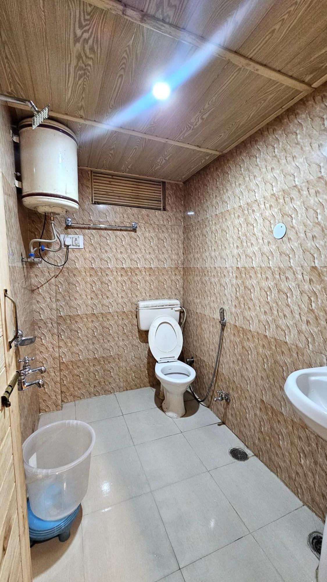 Kartik Hotel
