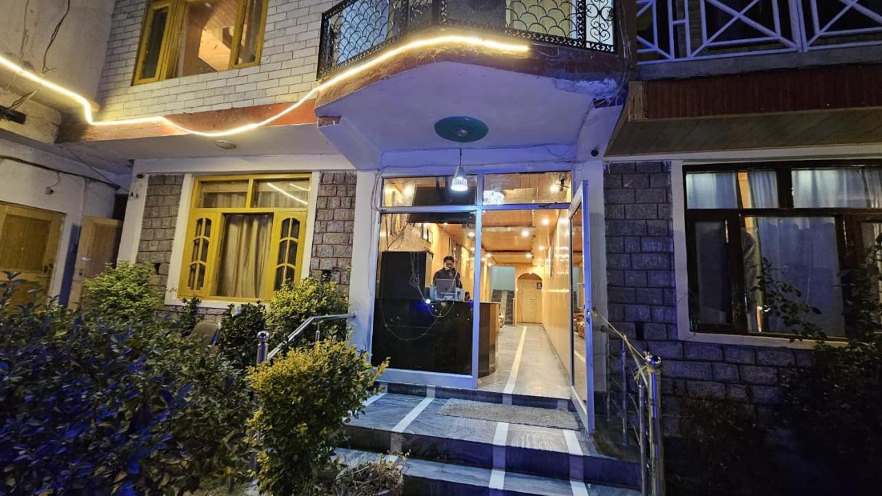 Hotel Kartik